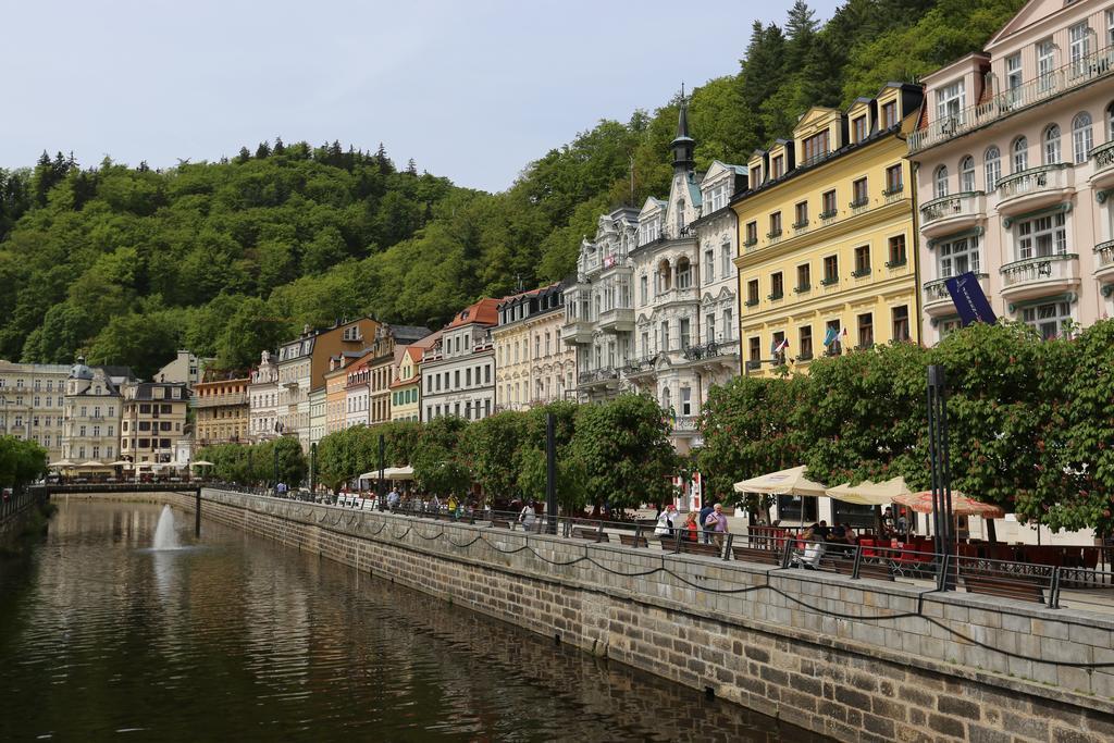 Hotel Renesance Krasna Kralovna Karlovy Vary Exterior foto